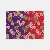 日本の蝶の中に桜の花が赤 フリースブランケット (正面(横))