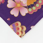 日本の蝶の中に桜の花が赤 フリースブランケット (角)