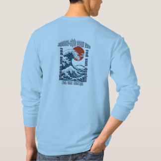 日本の赤い太陽と大波 グラフィックTシャツ Tシャツ