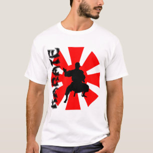 日本の起き上がるサン空手姿勢シルエット Tシャツ