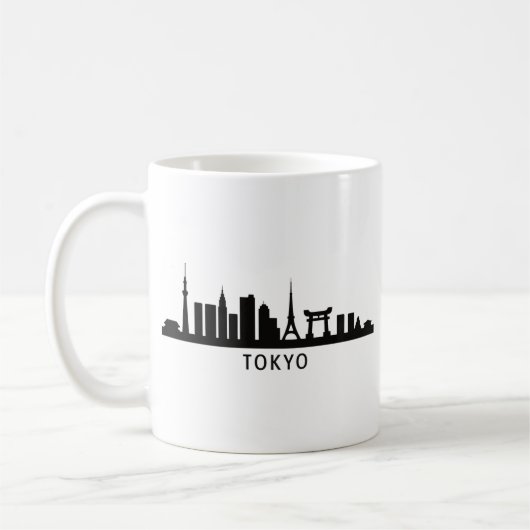 日本の都市景観の旅 | 東京スカイラインのシルエット コーヒーマグカップ (左)