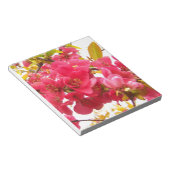 日本ピンク春の花低木 ノートパッド (アングル)