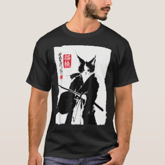 日本刀を携えたサムライ猫の墨絵アート Tシャツ
