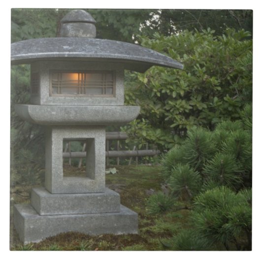 日本庭園の灯籠 タイル (正面)