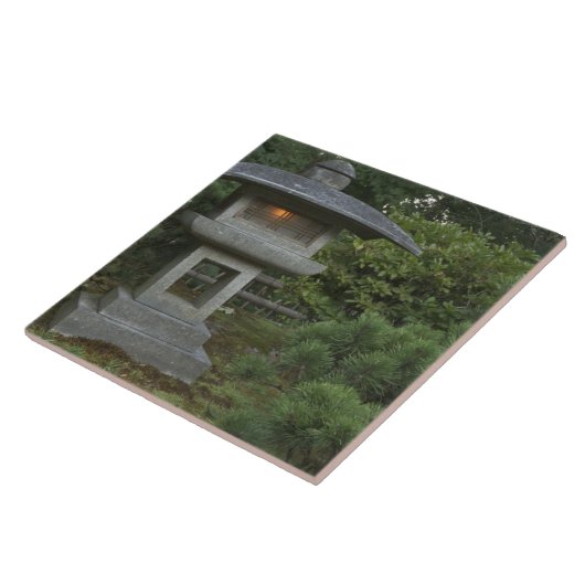 日本庭園の灯籠 タイル (側面)