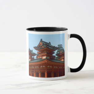 日本、京都、色彩豊かな平安神宮、 マグカップ