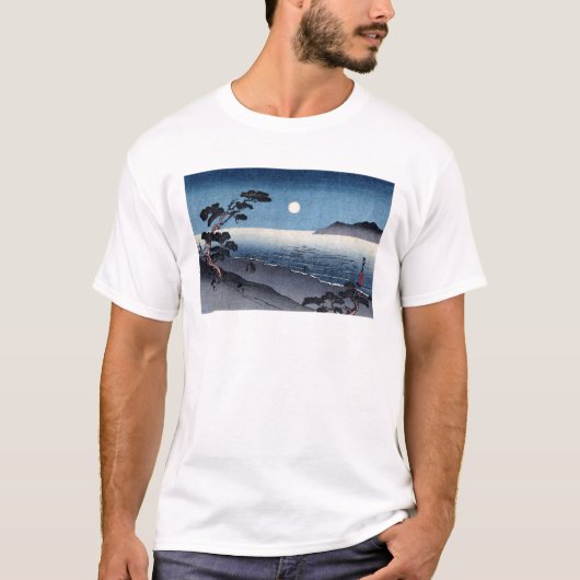 日本no.2の月明りのビーチ tシャツ (正面)