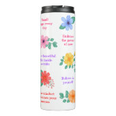 日次リマインダ前向きーやる気を起こさせる引用文 タンブラー (裏面)