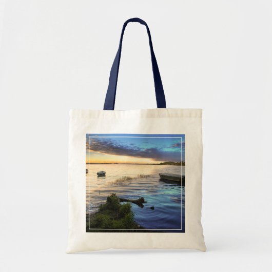 日没からの航行ボートの反射 トートバッグ (正面)