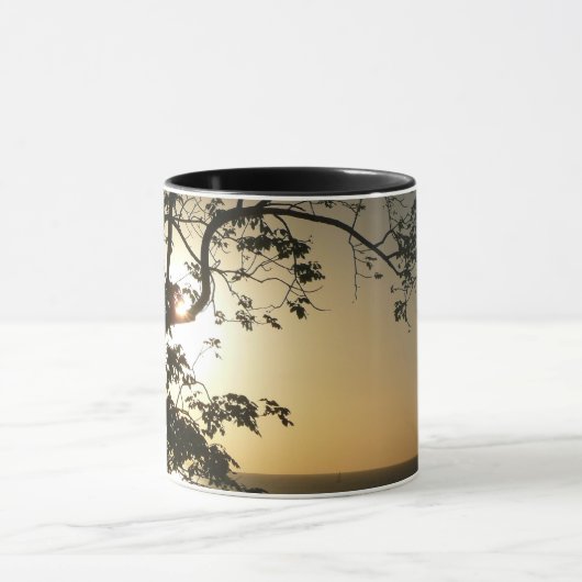 日没から木へII熱帯写真 マグカップ (中央)
