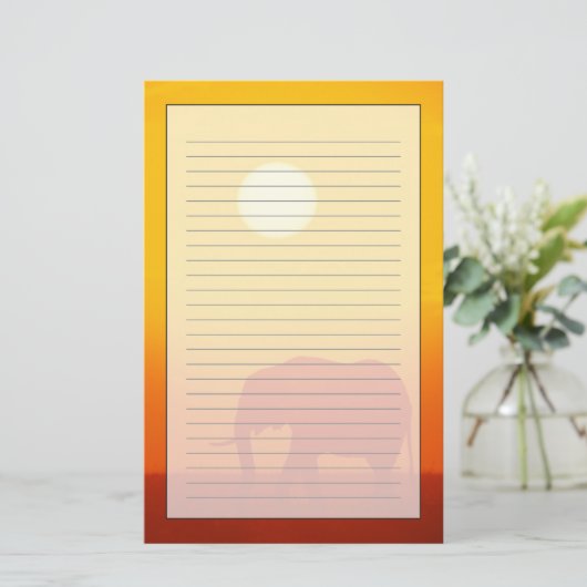 日没のアフリカゾウの歩く、ケニヤ 便箋 (スタンド正面)