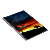 日没のオオカミと鳥と木の黒いシルエット ノートブック (右側)