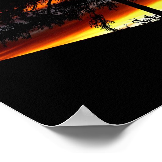 日没のオオカミと鳥と木の黒いシルエット ポスター (角)