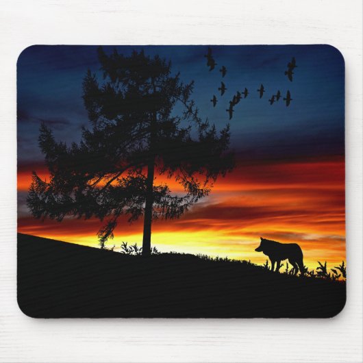 日没のオオカミと鳥と木の黒いシルエット マウスパッド (正面)