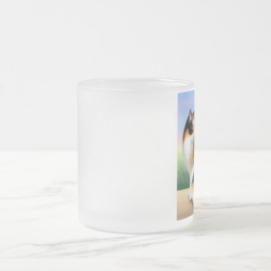 日没のコーヒー・マグの茶色のぶち猫 フロストグラスマグカップ (中央)