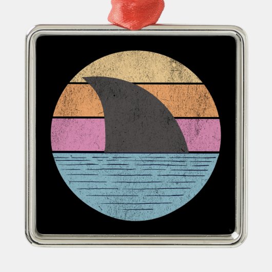 日没のサメ メタルオーナメント (正面)