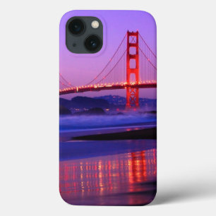日没のパン屋のビーチのゴールデンゲートブリッジ iPhone 13ケース