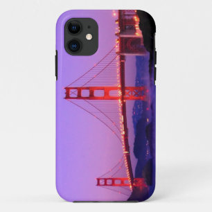 日没のパン屋のビーチのゴールデンゲートブリッジ iPhone 11 ケース