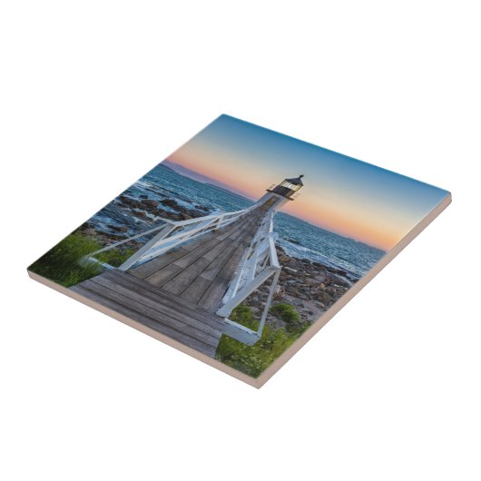 日没のマーシャルポイント灯台 タイル (側面)