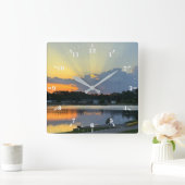 日没の反射と鳥のシルエット スクエア壁時計 (ホーム)