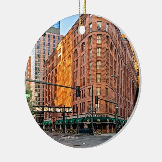 日没の威厳のあるなブラウン宮殿のホテル、デンバー、CO セラミックオーナメント (左)