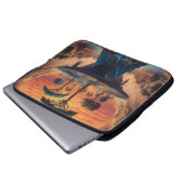 日没の島。 ラップトップスリーブ (正面下部)