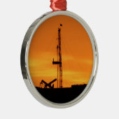 日没の改修の装備のシルエット メタルオーナメント (右)