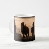 日没の景色の馬 コーヒーマグカップ (正面左)