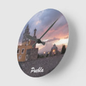 日没の火山および教会Puelba、メキシコ ラウンド壁時計 (傾斜)