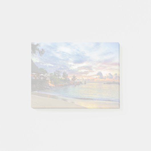 日没の熱帯ビーチのカフェ ポストイット (正面)