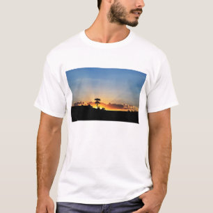 日没の農場Londrina Tシャツ