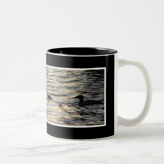日没のMergansers ツートーンマグカップ (右)