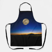 日没を過ぎて昇る満月 エプロン (正面)