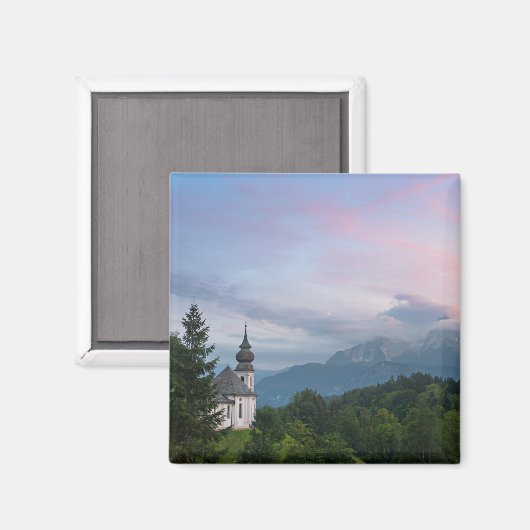 日没アルプス山脈を持つ教会 マグネット (正面/裏面)