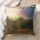 日没統一された時のアラブのエミラート砂漠の風景 クッション (ブランケット)