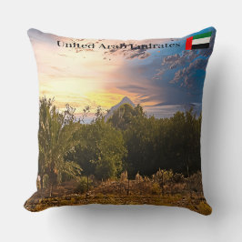 日没統一された時のアラブのエミラート砂漠の風景 クッション