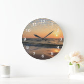 日没、ビーチ、雲 ラージ壁時計 (ホーム)