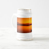 日没、ボートのシルエット–16497 ビールジョッキ (正面左)