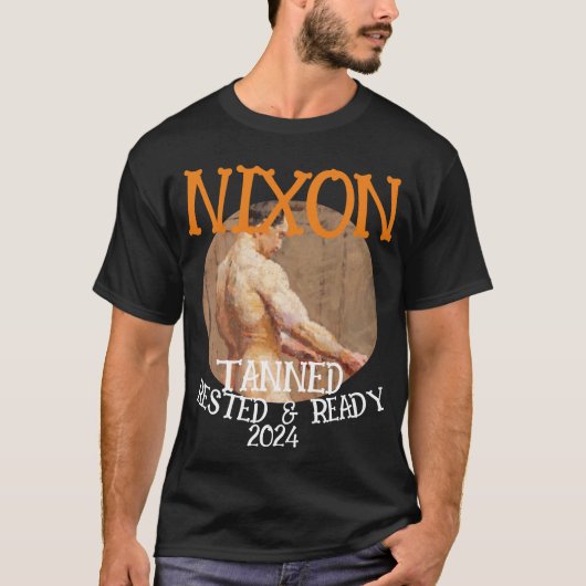 日焼けして休養を取ってニクソン大統領2024に備える Tシャツ (正面)