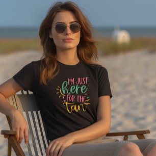 日焼けユーモア「日焼け止めI'S Just For The Tan」 Tシャツ