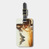 日疑問に思没の女性 ラゲッジタグ (正面縦)