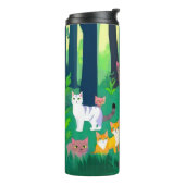 日陰の森の中での猫の集まり タンブラー (回転左)