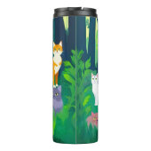 日陰の森の中での猫の集まり タンブラー (裏面)