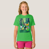 日陰の森の中での猫の集まり Tシャツ (正面フル)