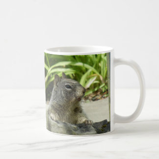 日陰マグカップで冷えるリス コーヒーマグカップ
