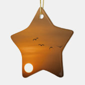 日飛んでいる没の鳥 セラミックオーナメント (左)