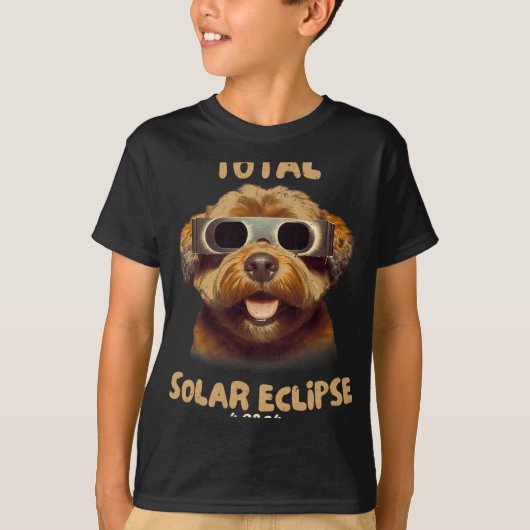 日食の眼鏡を着太陽のた日食犬 Tシャツ (正面)