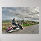 旧バイクもしくは自転車に乗る人オートバイアメリカ製 ポスター (正面)