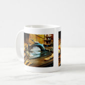 旧ファッションド裁縫機 コーヒーマグカップ (正面左)