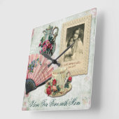 旧式で華美な花のコップのティーポットファンのレースフレーム スクエア壁時計 (傾斜)